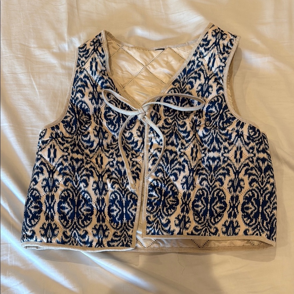 SHEIN Blue and White Sleeveless Tie Front Crop Top